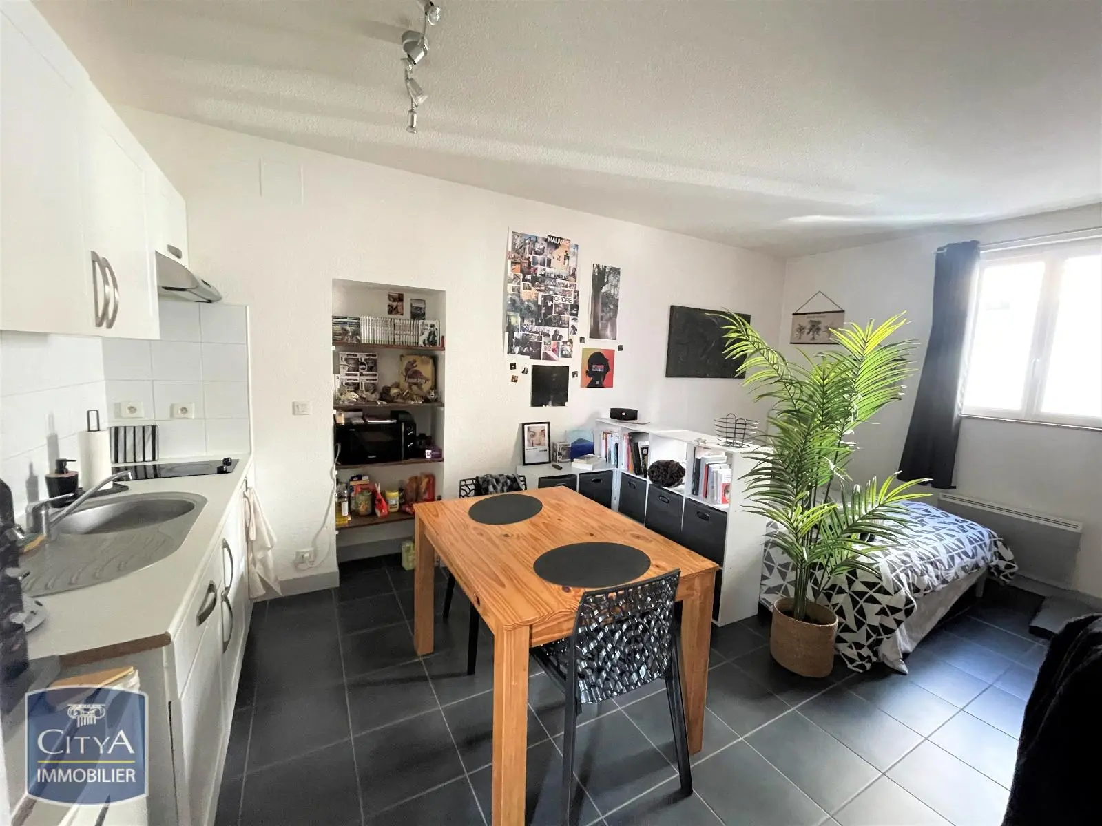 Photo 1 Appartement 1 pièce 27.08m²