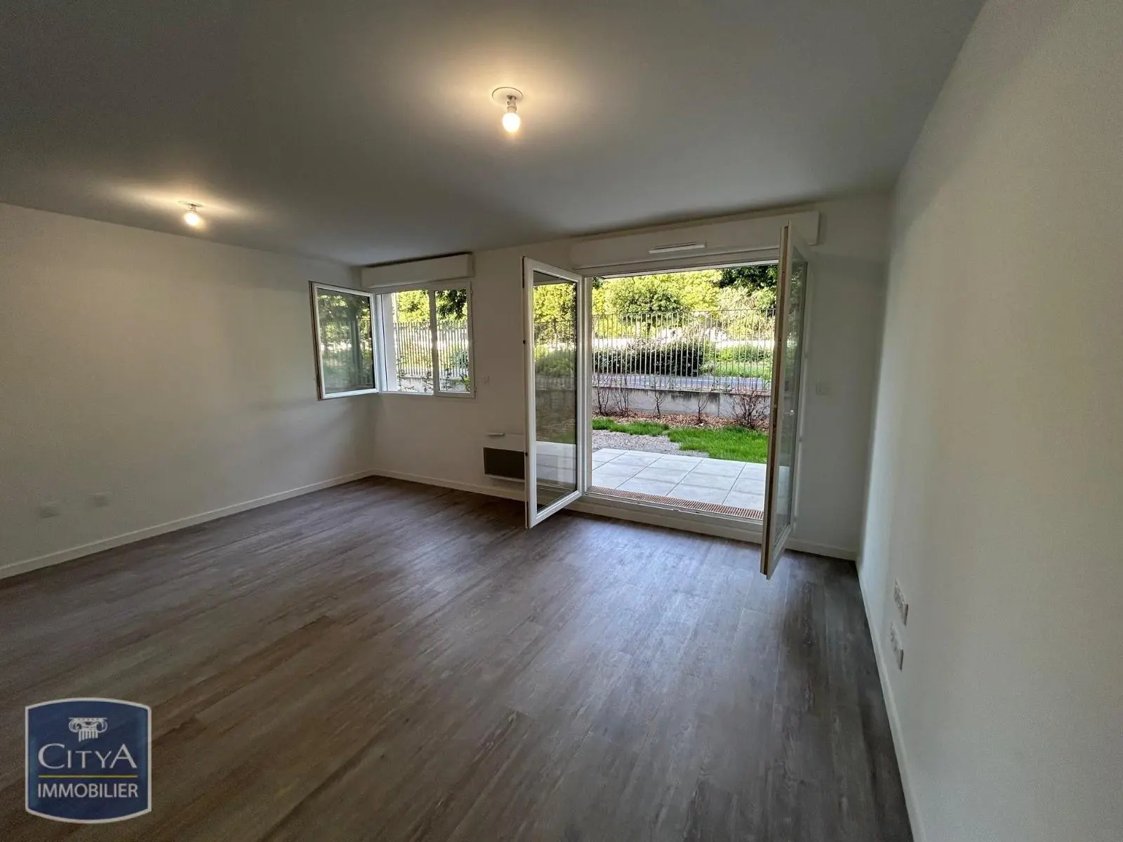 Photo 2 Appartement 1 pièce 30.49m²