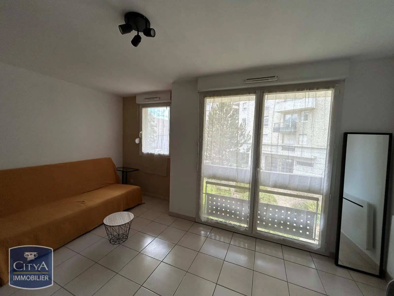 Photo 5 Appartement 1 pièce 27.85m²