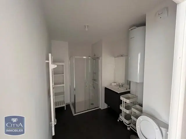 Photo 2 Appartement 1 pièce 30.49m²