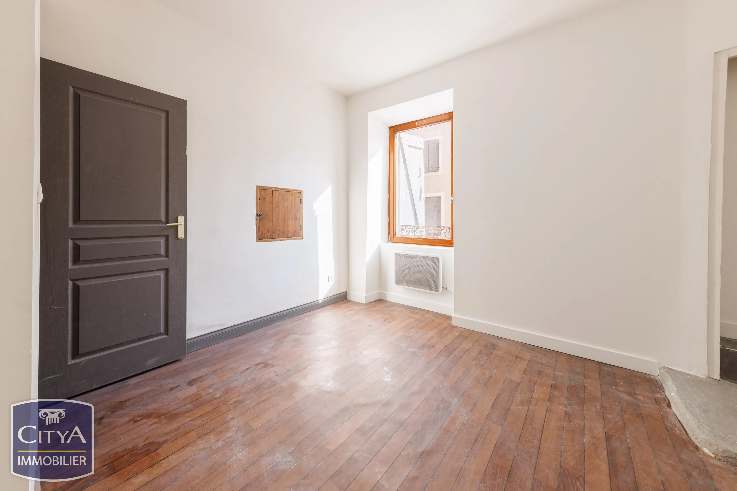 Photo 11 Immeuble 220m²
