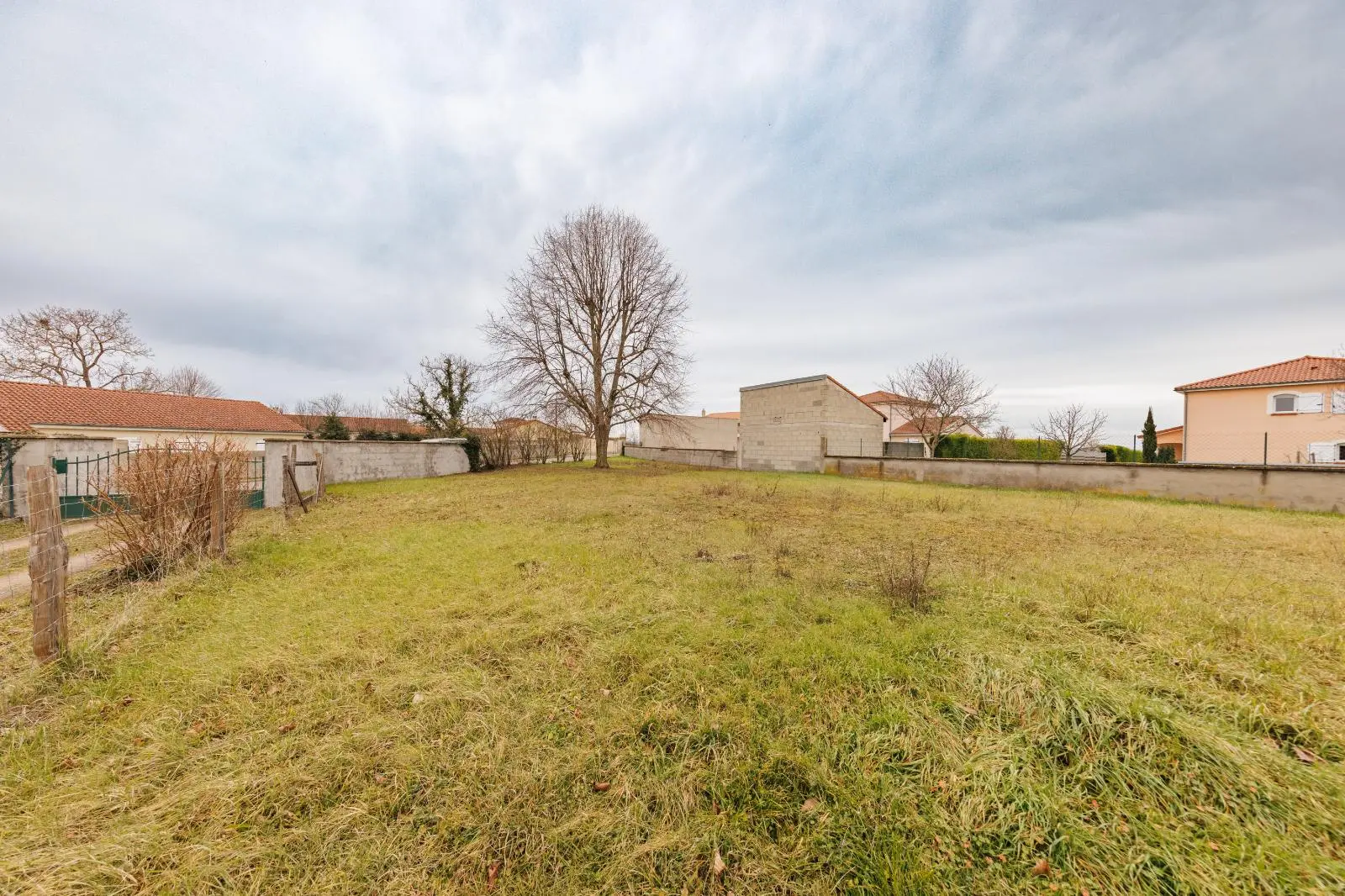 Photo 5 Terrain 569m²