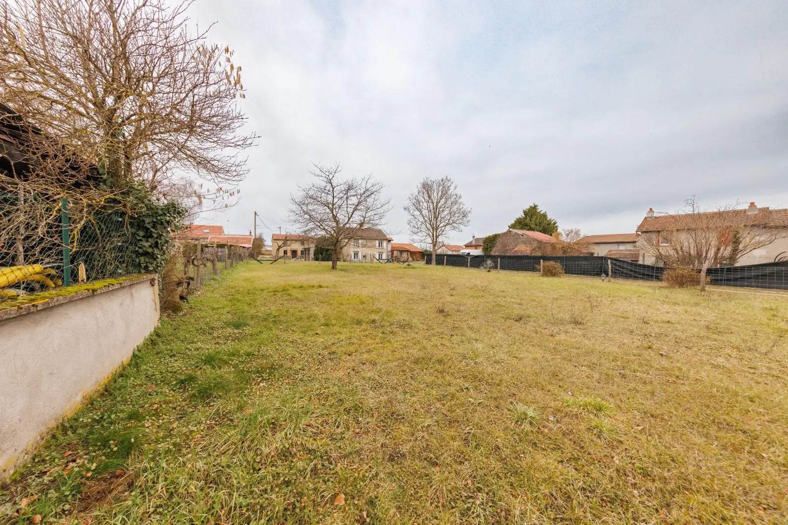 Photo 7 Terrain 569m²
