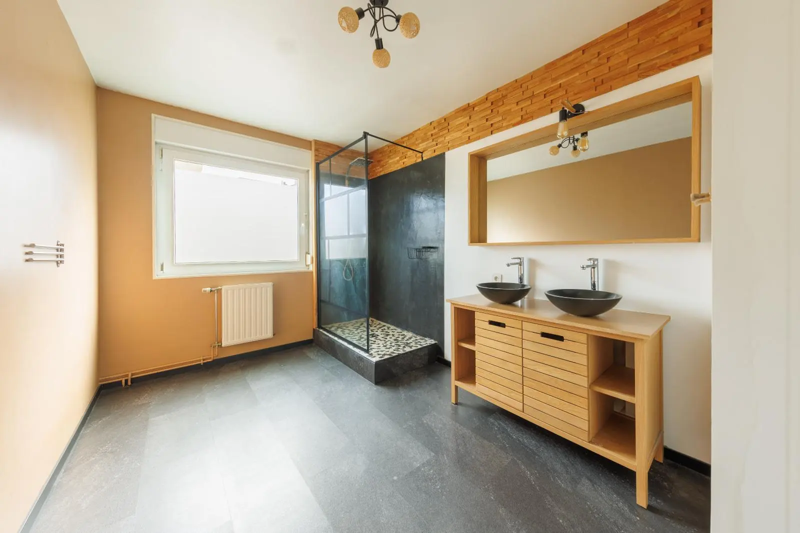 Photo 10 Appartement 3 pièces 80m²