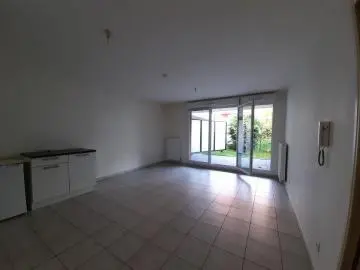 Photo 2 Appartement 1 pièce 28.31m²