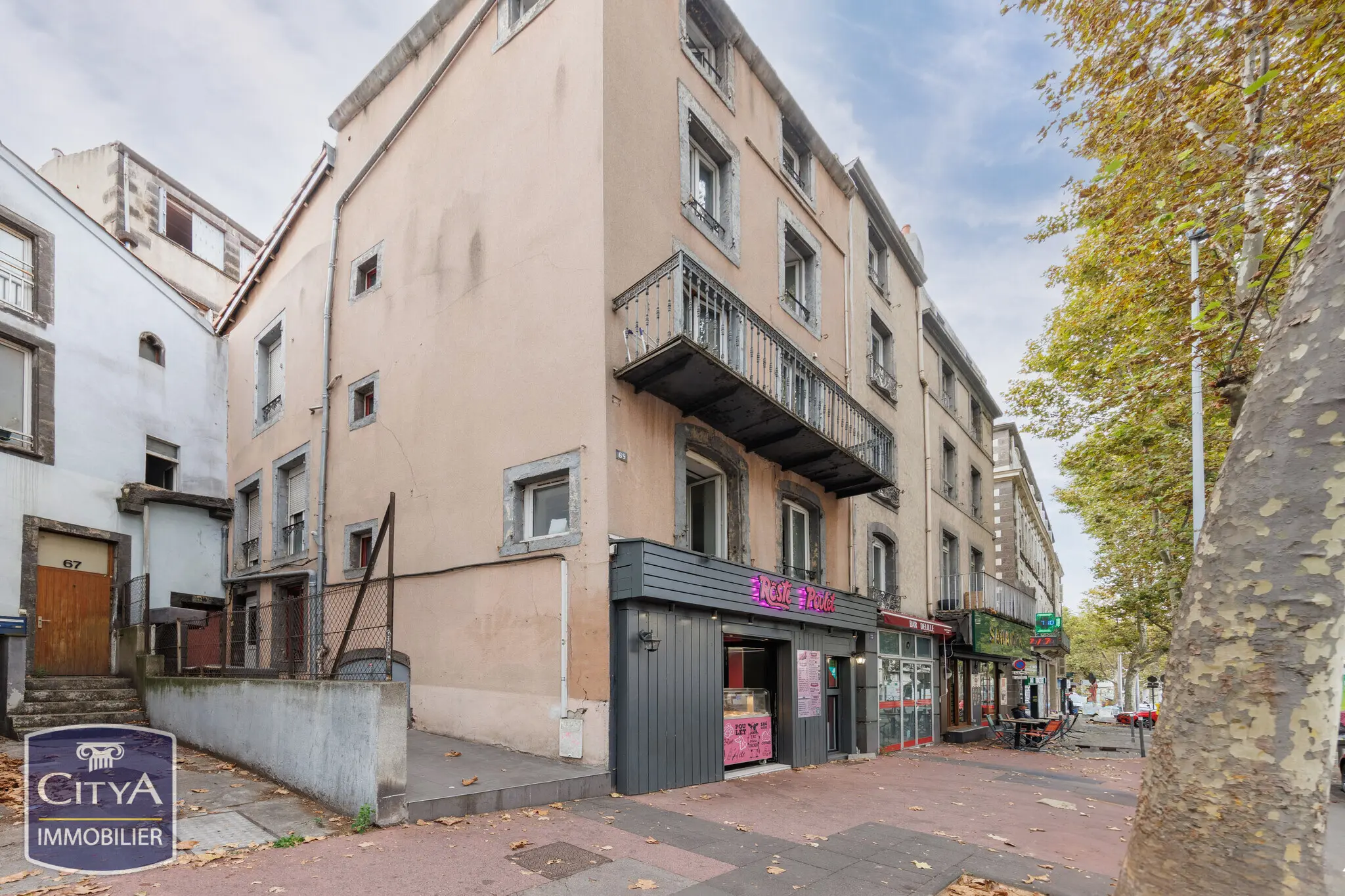 Photo 1 Immeuble 182m²