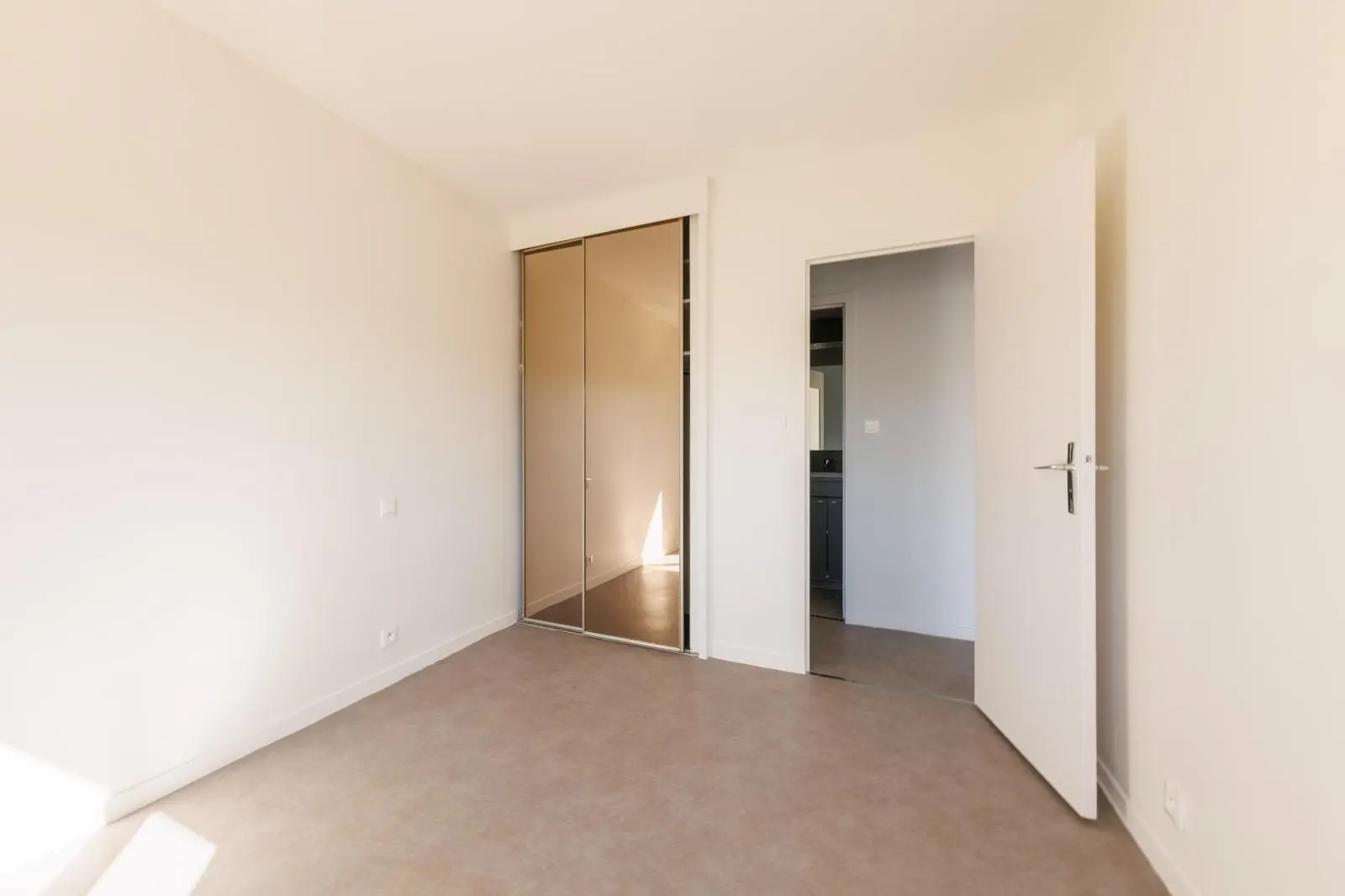 Photo 5 Appartement 2 pièces 35.28m²