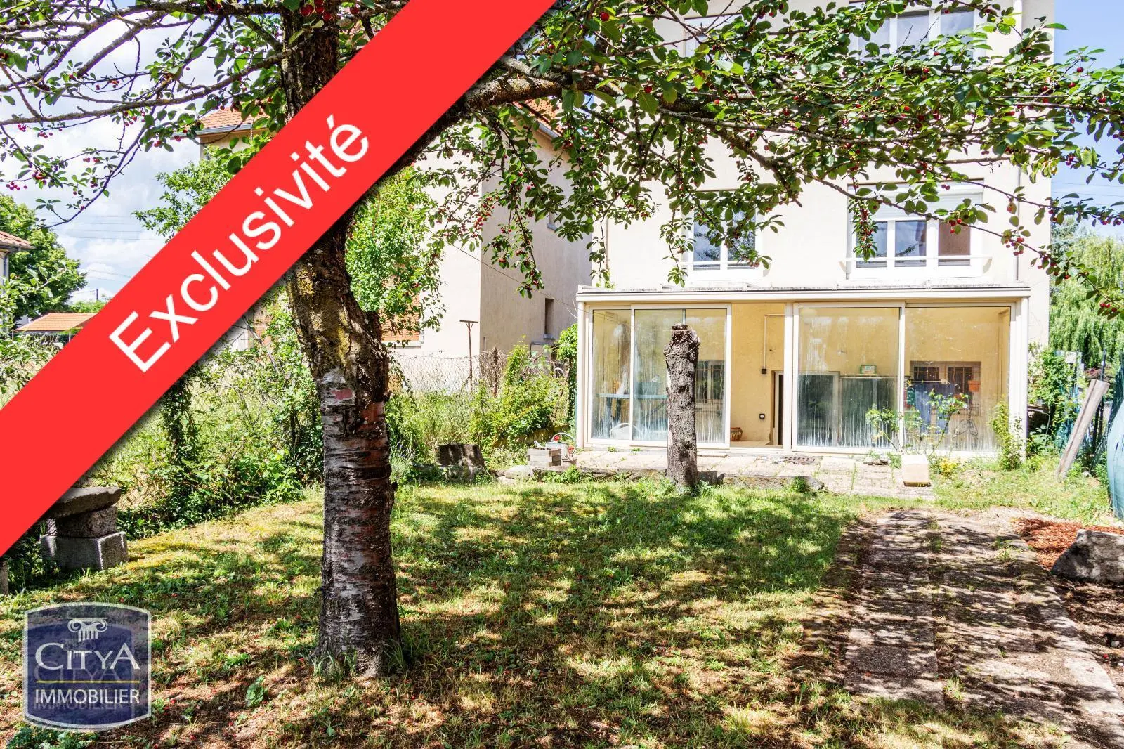 Maison 7 pièces 169 m² · à Mozac · 169,3 m² · 275 000 €