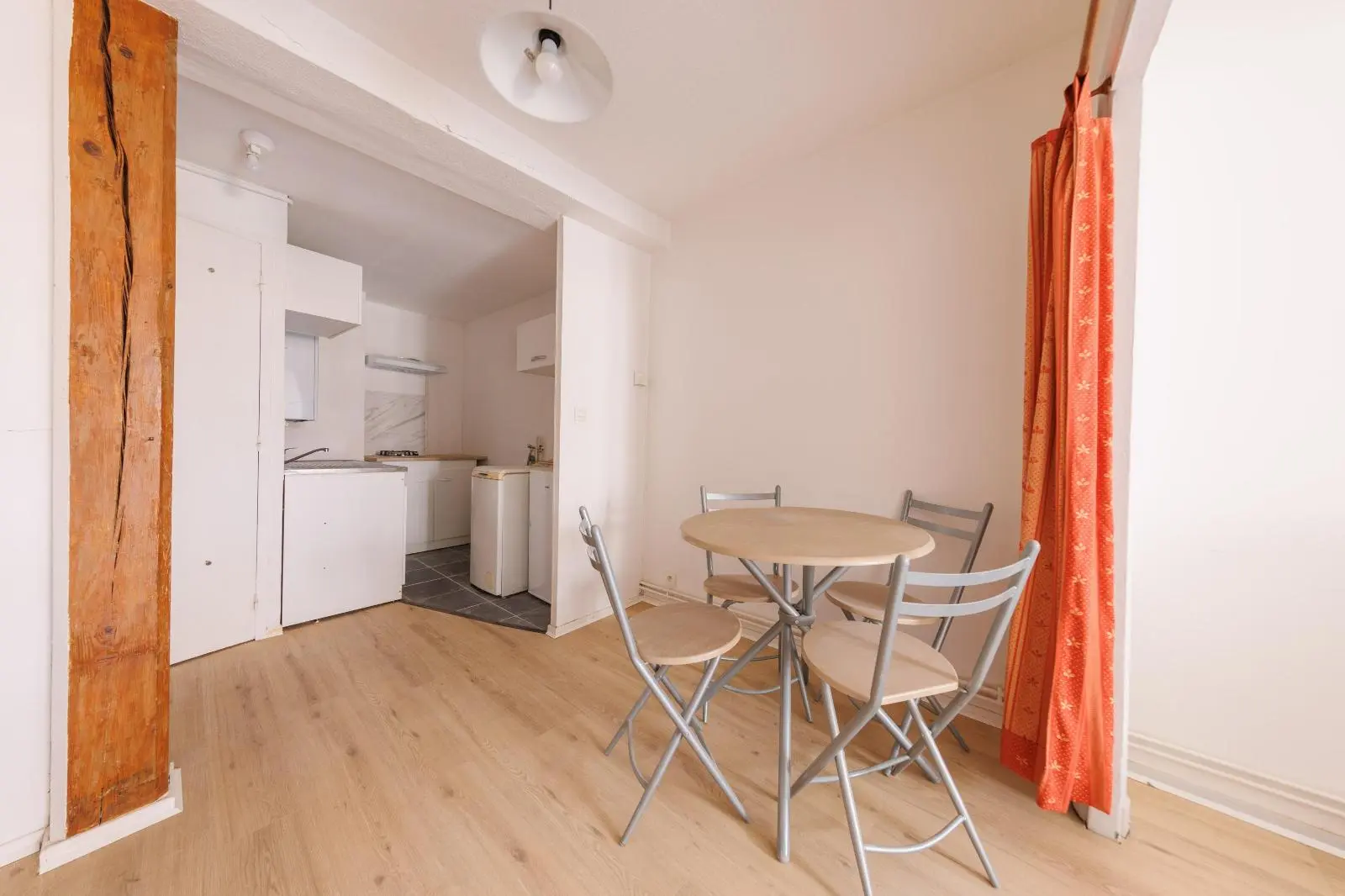 Photo 2 Appartement 1 pièce 28.3m²