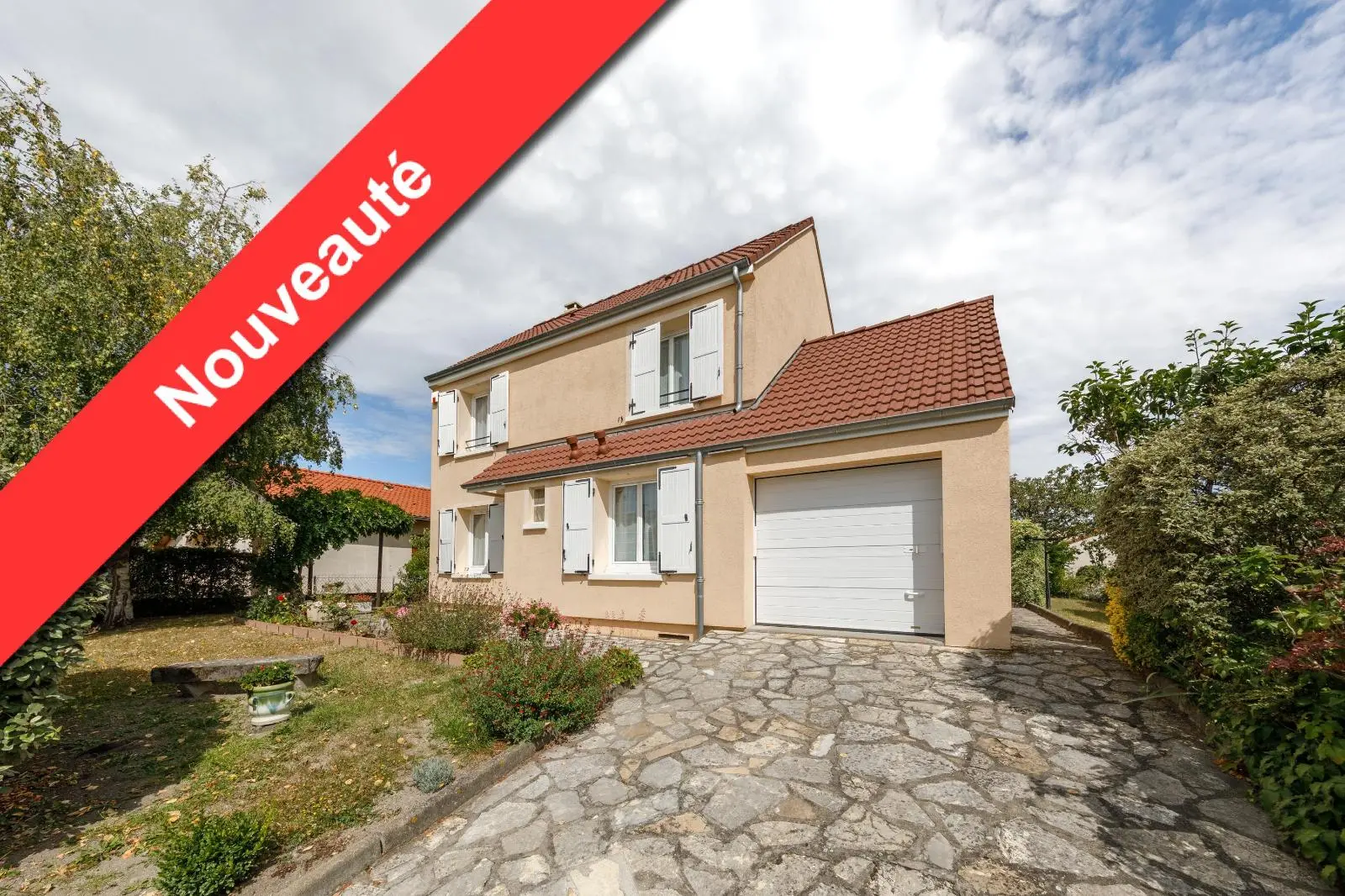 Photo 1 Maison 5 pièces 104m²