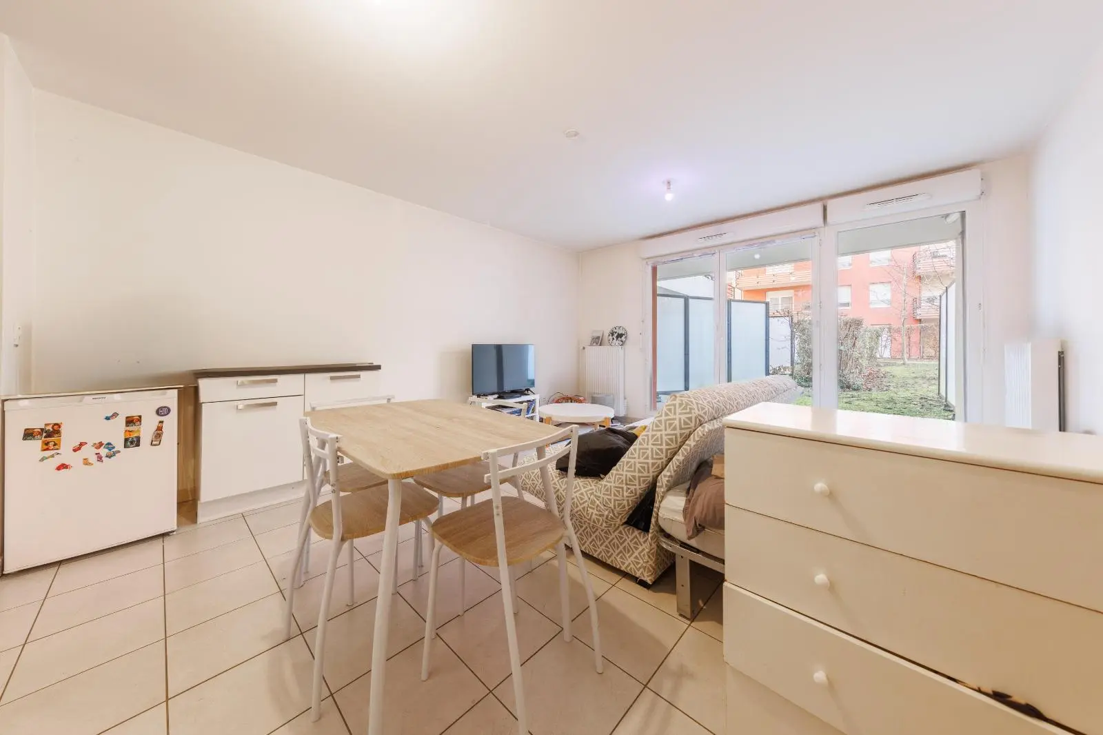 Photo 2 Appartement 1 pièce 28.31m²