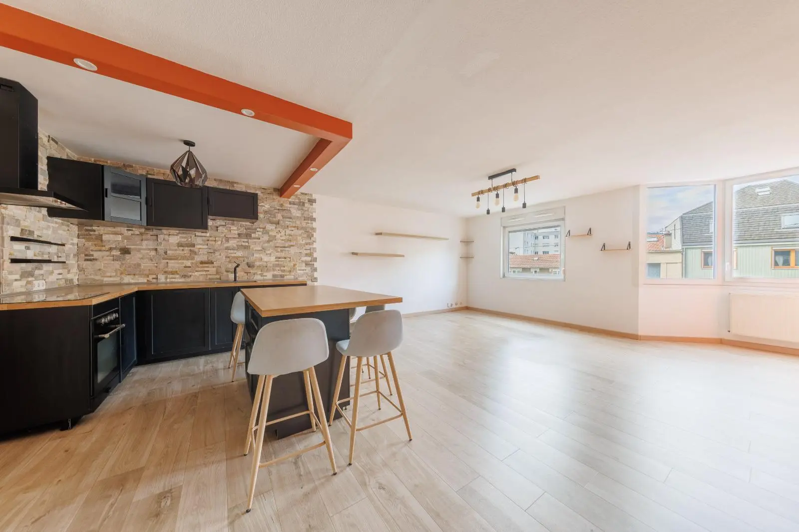 Photo 2 Appartement 3 pièces 80m²