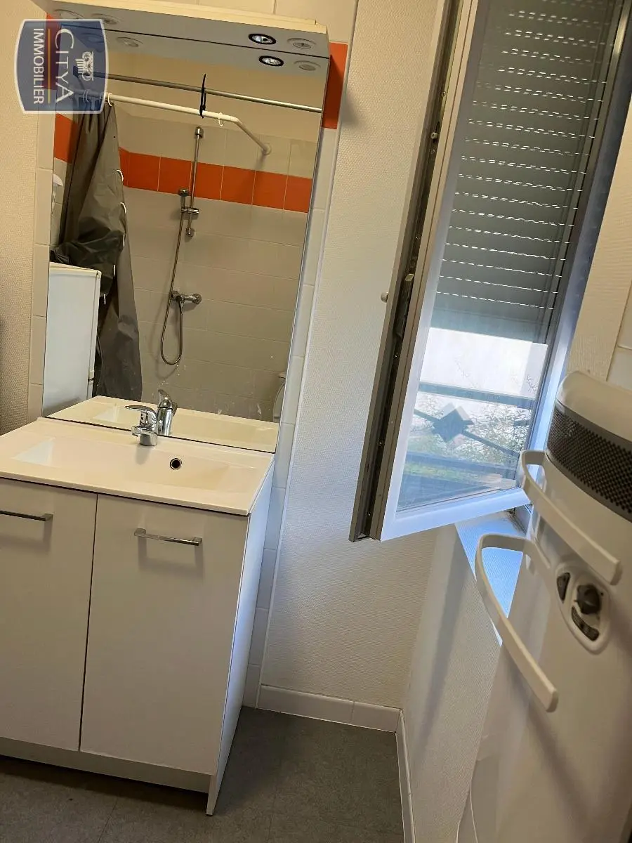 Photo 2 Appartement 1 pièce 25.09m²