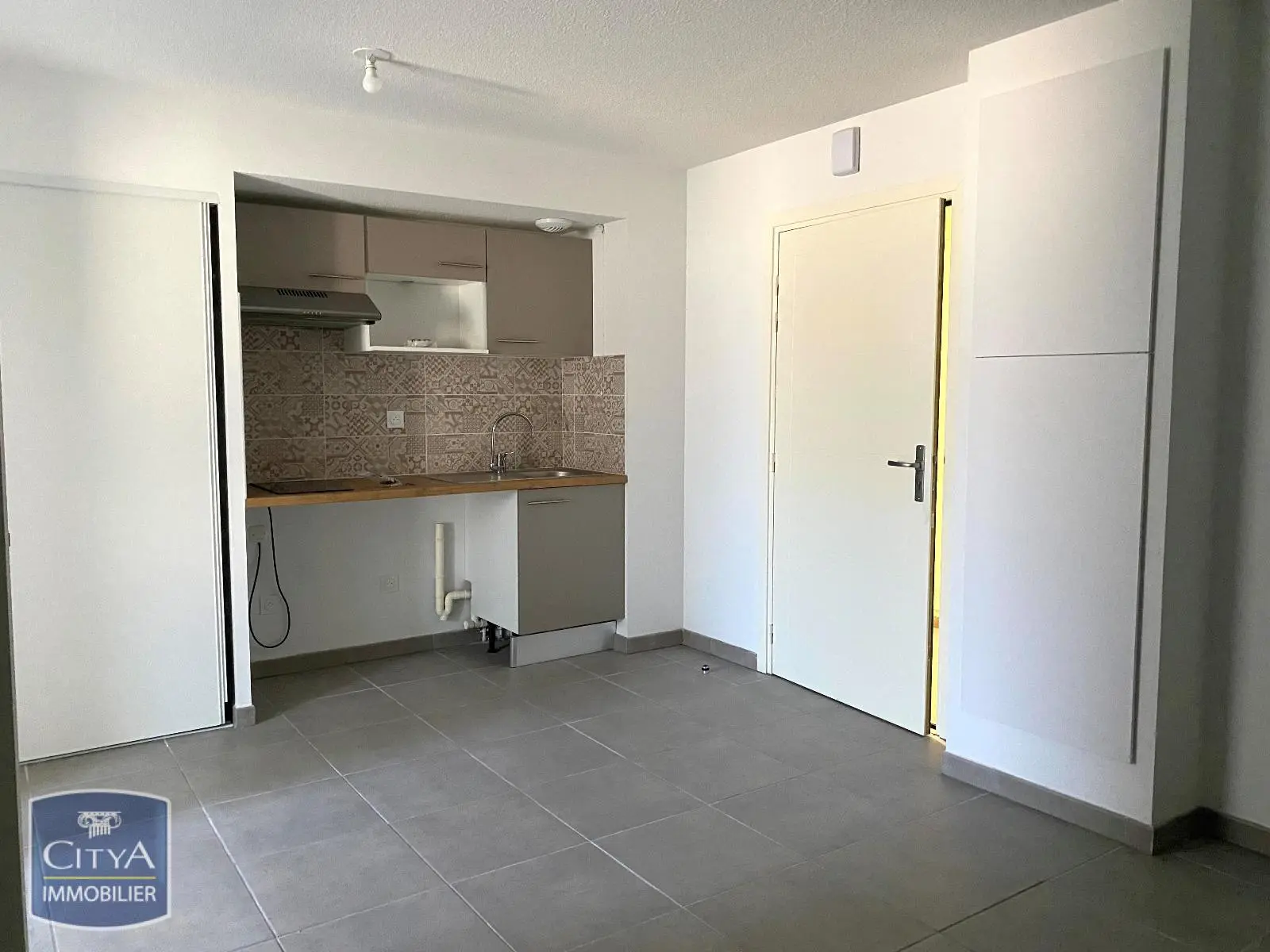 Photo 3 Appartement 1 pièce 24.45m²