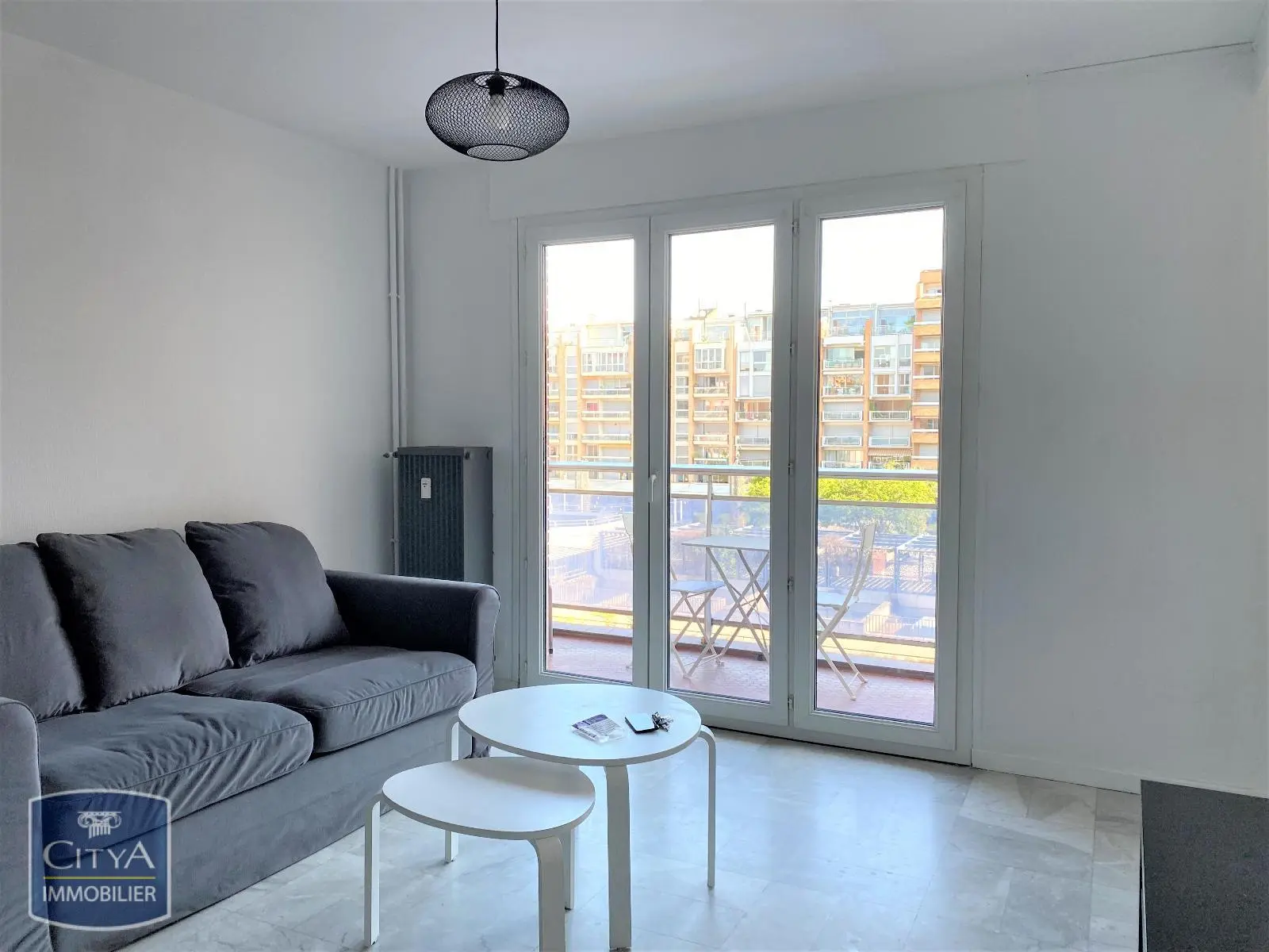 Photo 2 Appartement 1 pièce 24.91m²