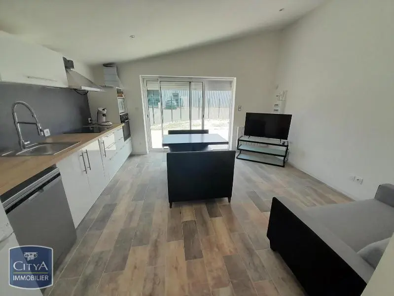 Photo 2 Appartement 1 pièce 32m²