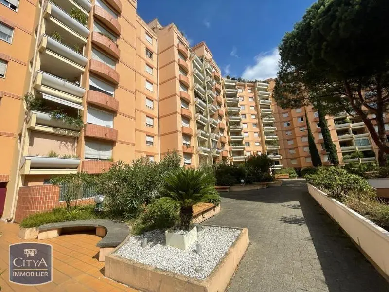 Photo 1 Appartement 1 pièce 53.1m²
