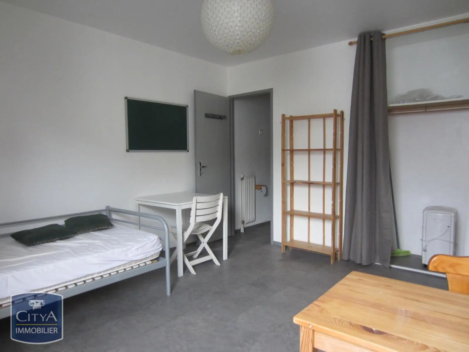 Photo 1 Appartement 1 pièce 26.11m²