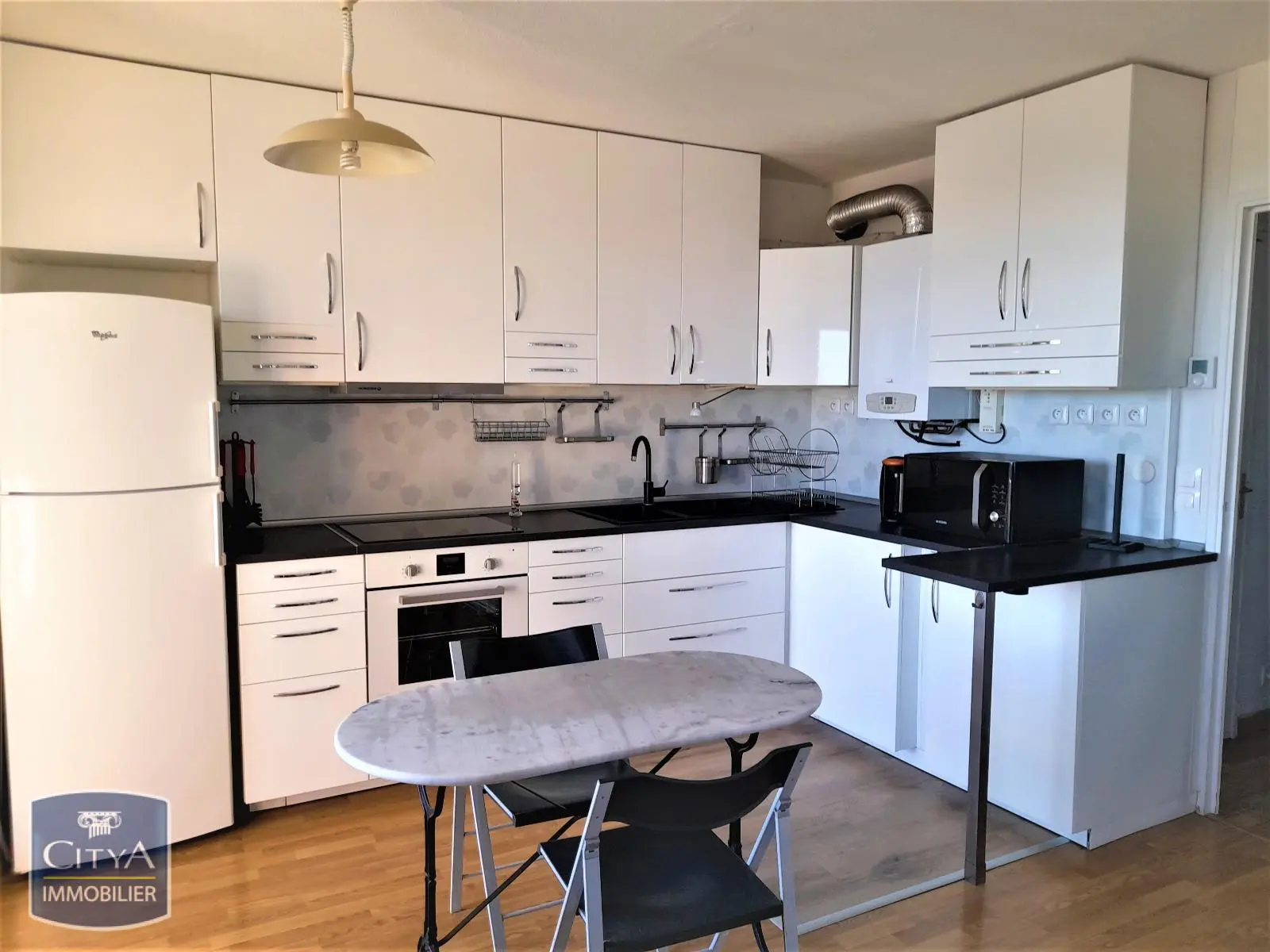 Photo 2 Appartement 1 pièce 35.12m²