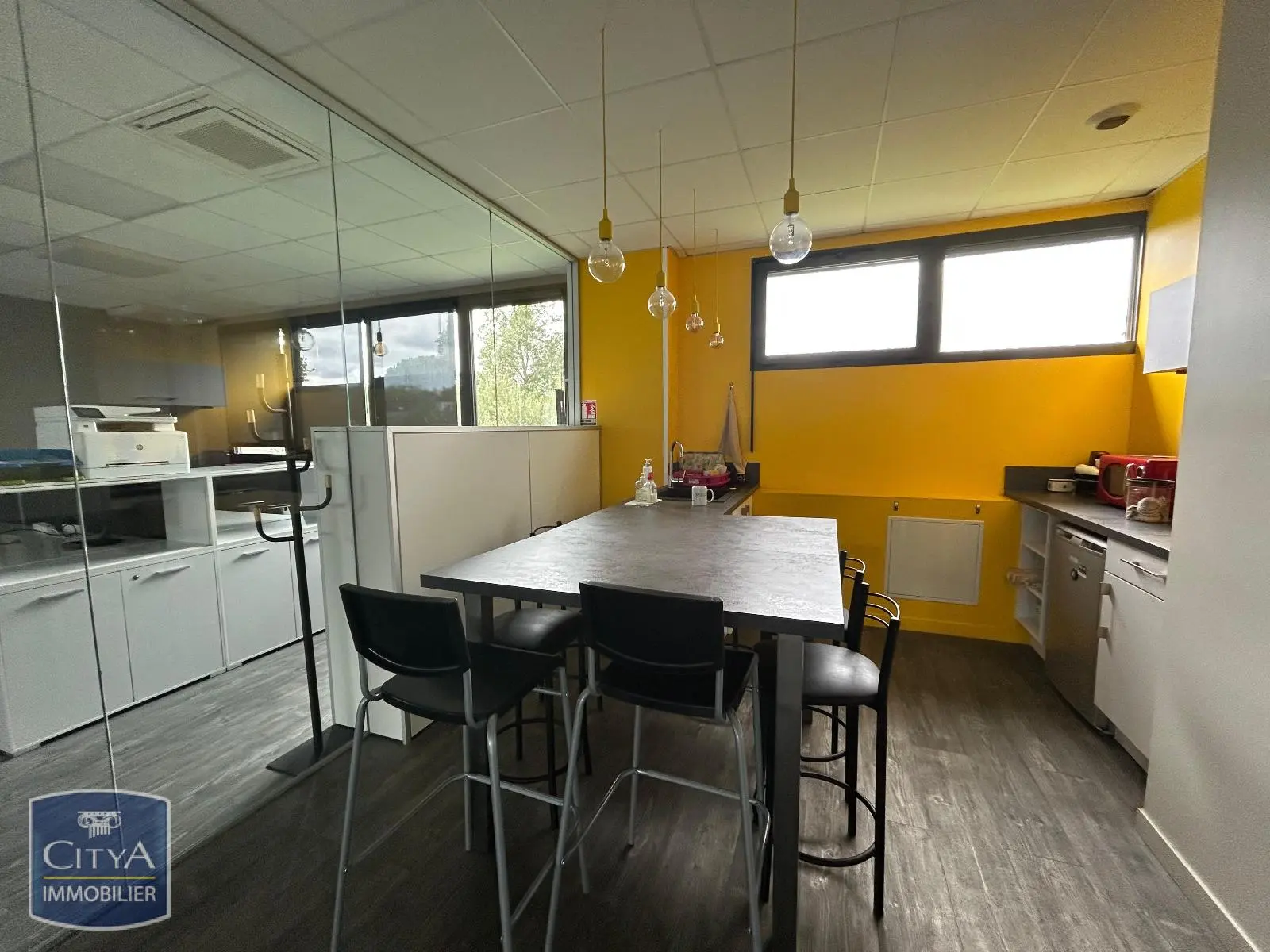 Photo 4 Local Commercial 138.3m²