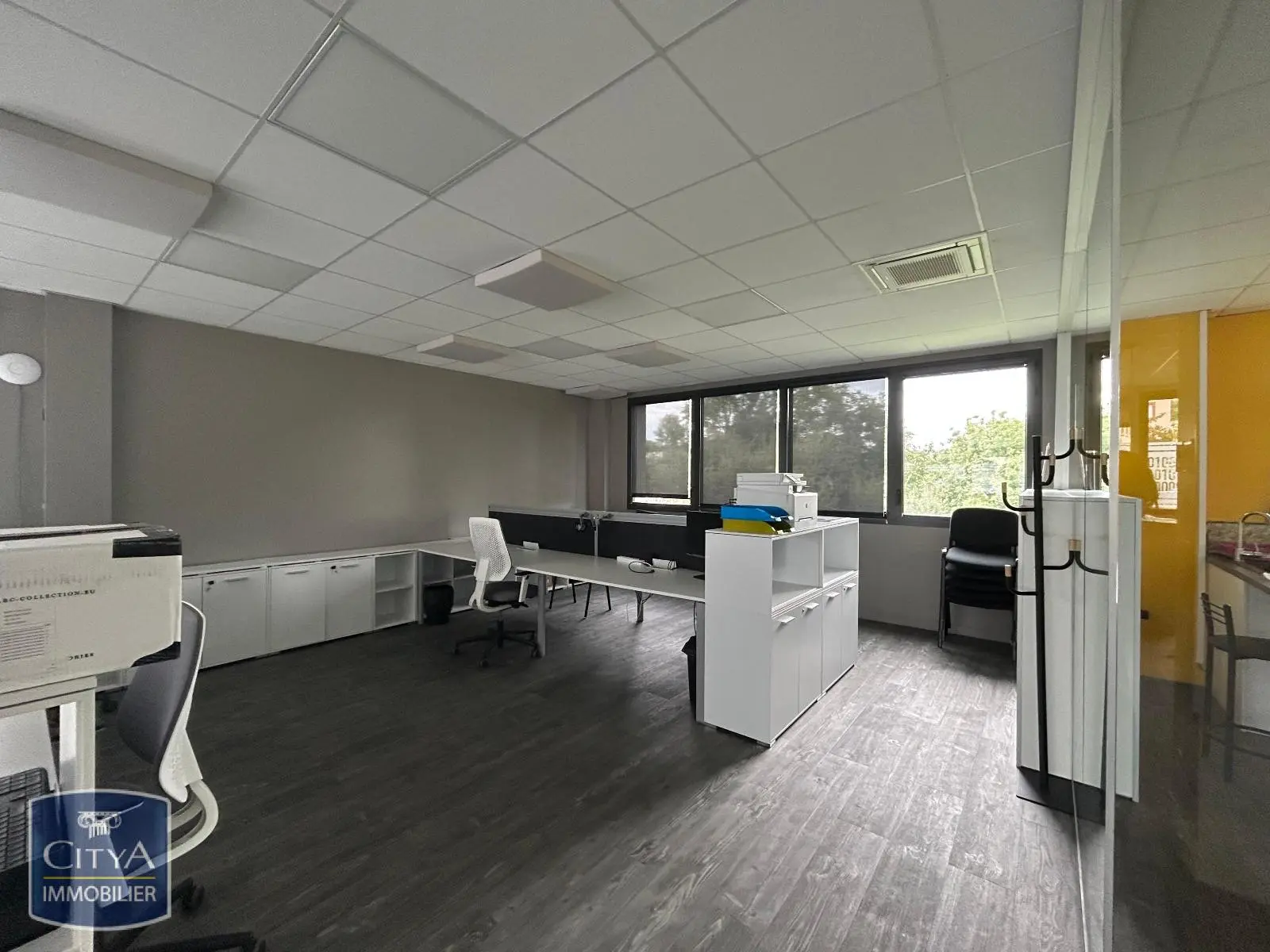 Photo 3 Local Commercial 138.3m²