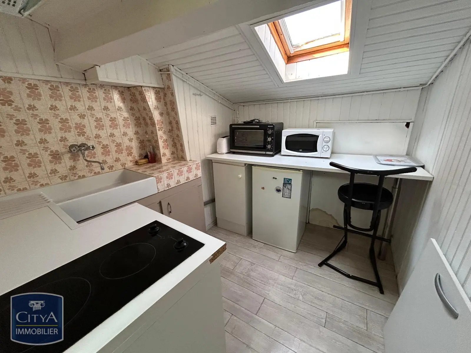 Photo 1 Appartement 1 pièce 14.74m²