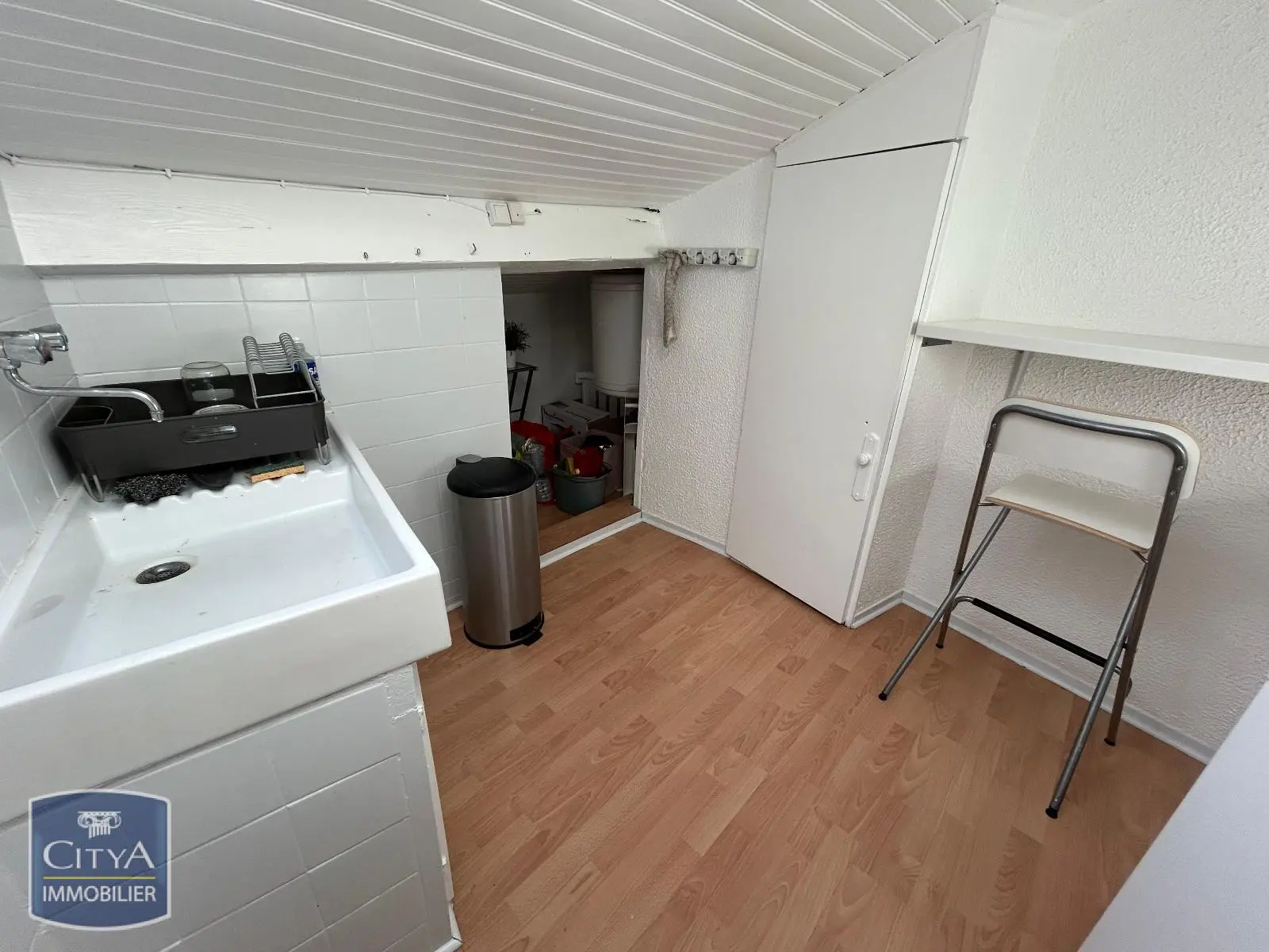 Photo 2 Appartement 1 pièce 14.72m²