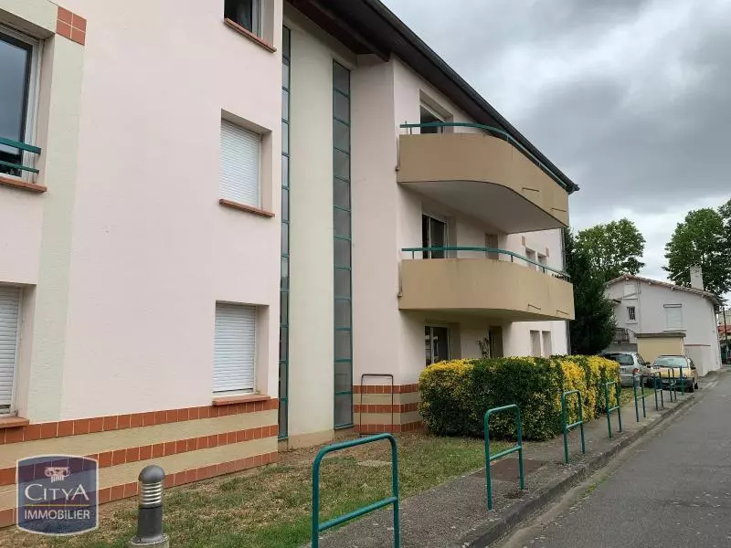 Photo 1 Appartement 1 pièce 28.39m²