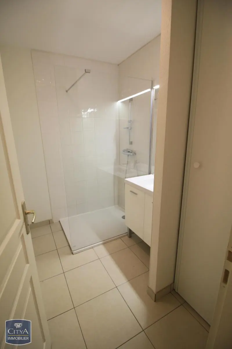 Photo 3 Appartement 3 pièces 68.4m²