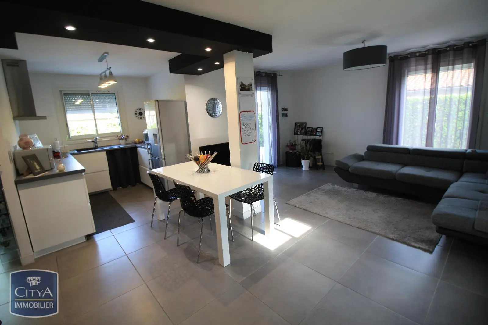 Photo 1 Maison 4 pièces 81.83m²