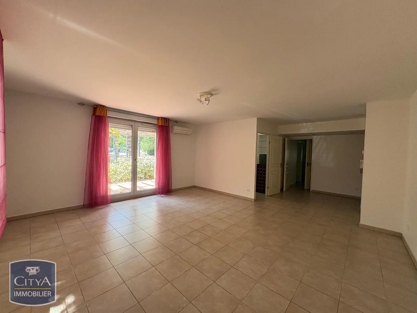 Photo 1 Appartement 4 pièces 87.38m²