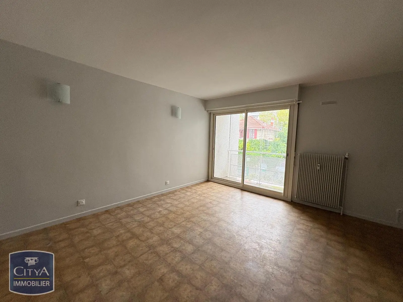 Photo 3 Appartement 1 pièce 33.89m²