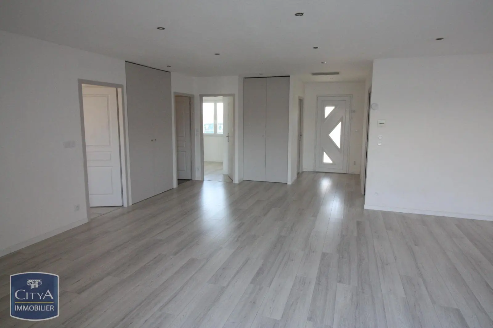 Photo 1 Maison 4 pièces 115.79m²