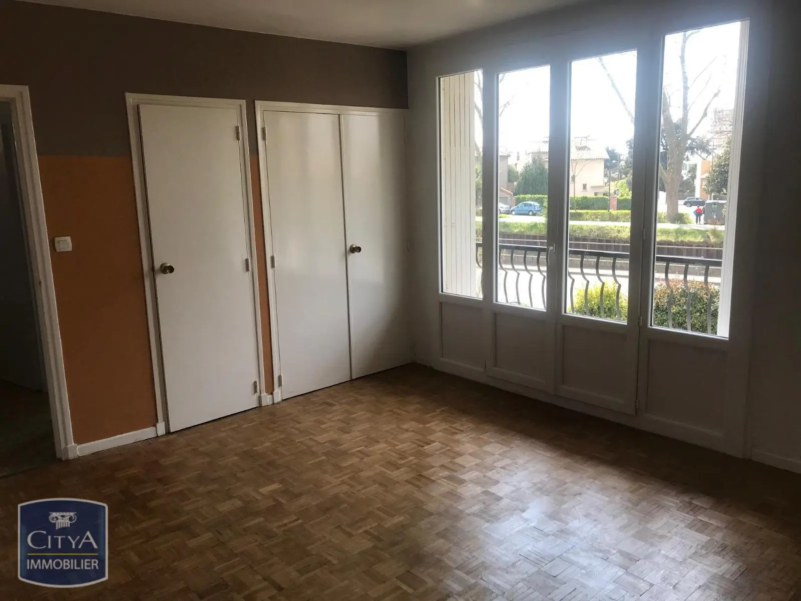 Photo 1 Appartement 1 pièce 32.43m²