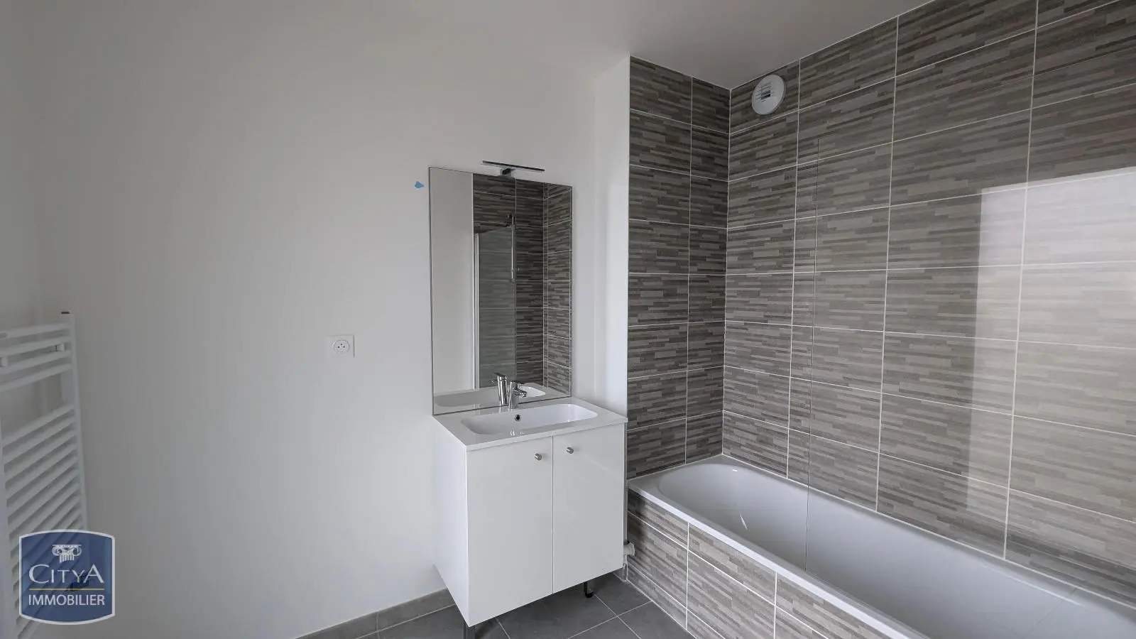 Photo 2 Appartement 2 pièces 50.7m²