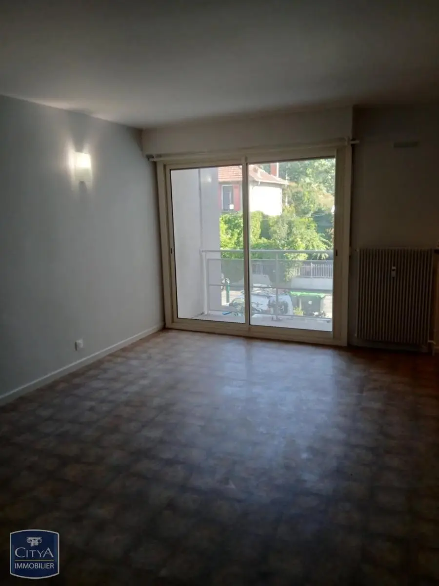 Photo 1 Appartement 1 pièce 33.89m²