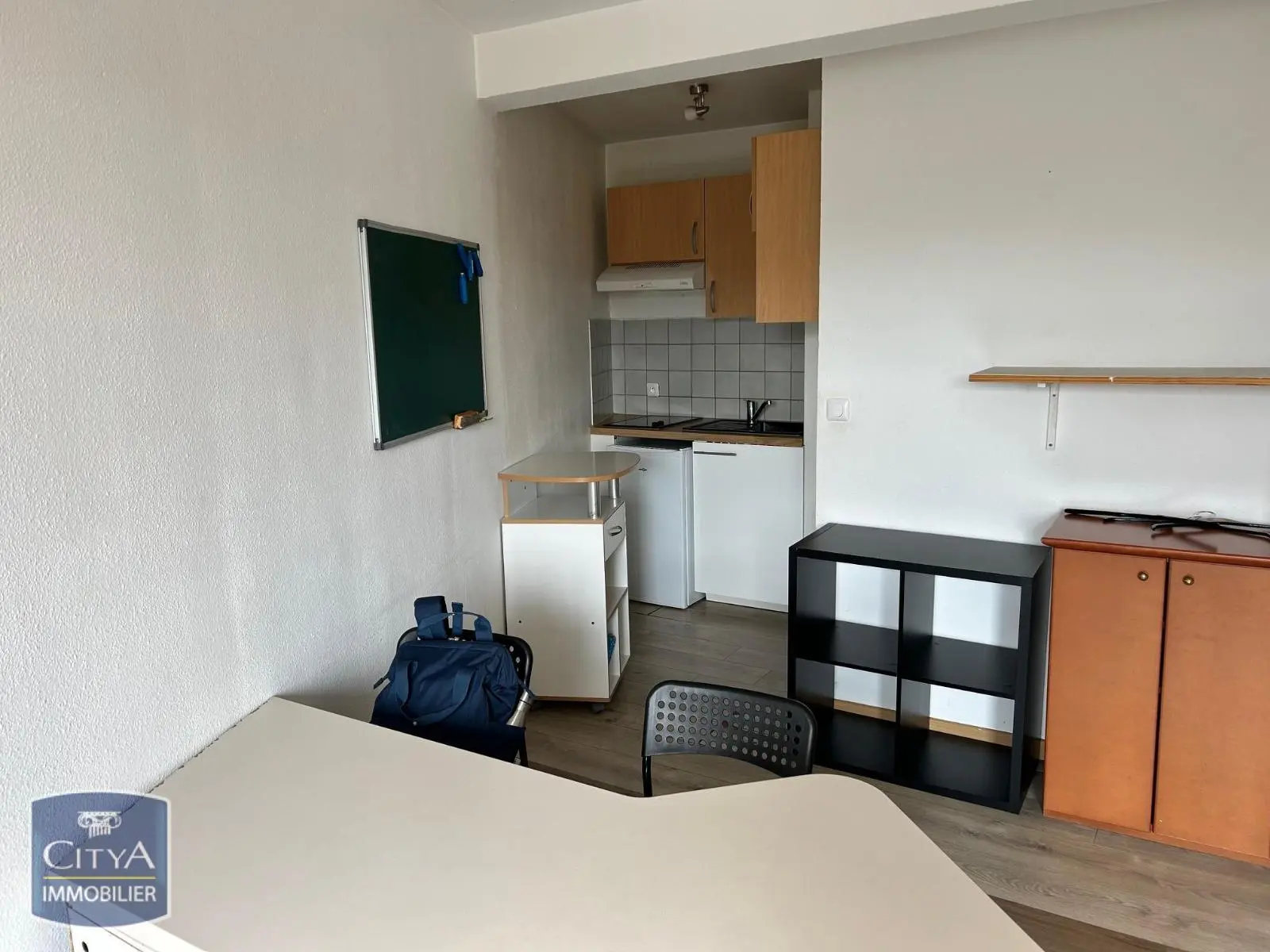 Photo 3 Appartement 1 pièce 23.68m²