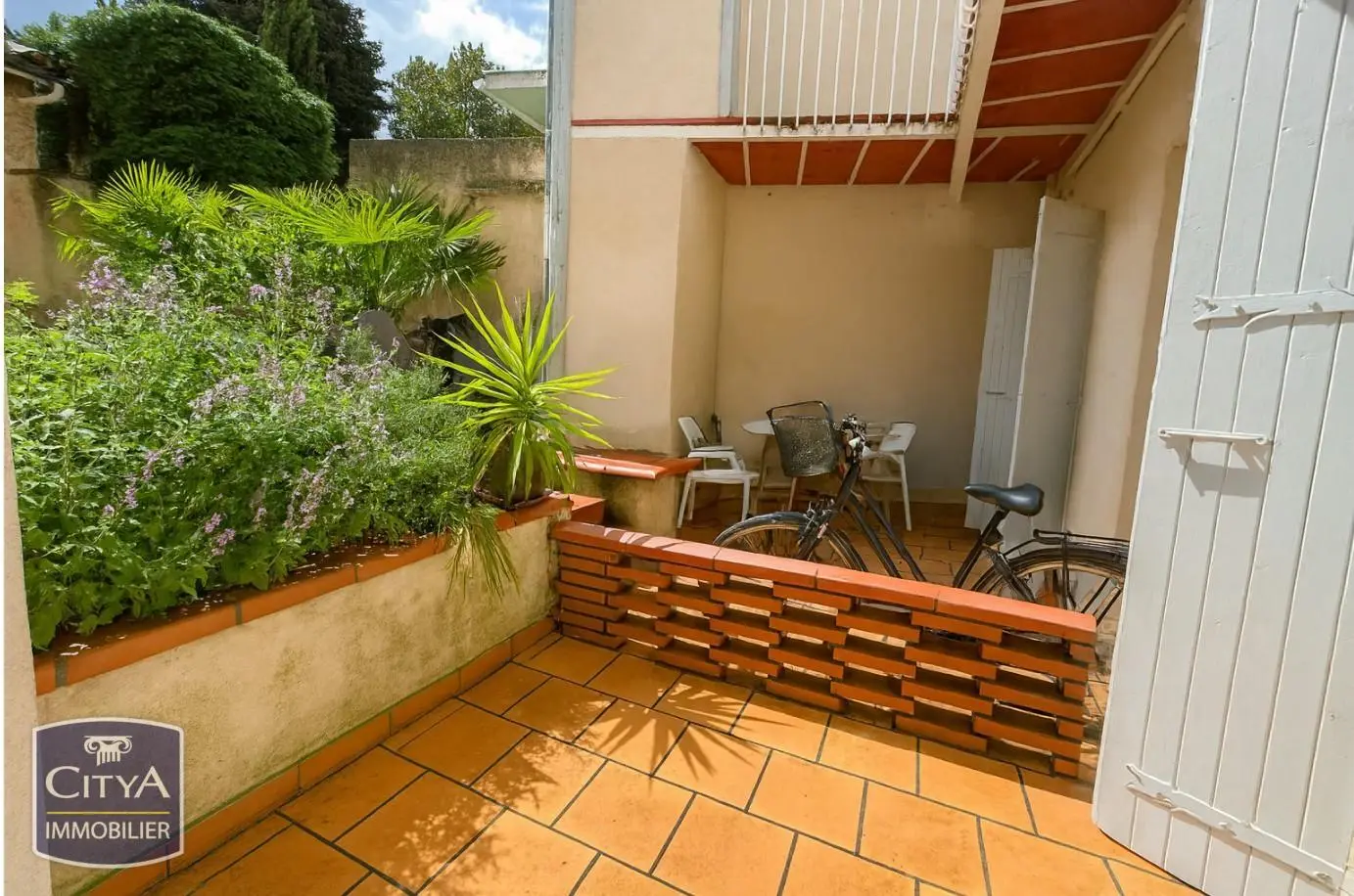 Photo 1 Appartement 1 pièce 23.3m²