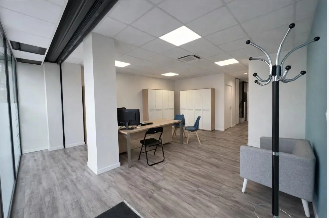 Photo 1 Local Commercial 72.79m²