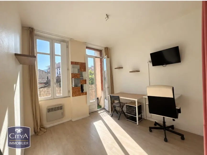 Photo 2 Appartement 1 pièce 17.9m²