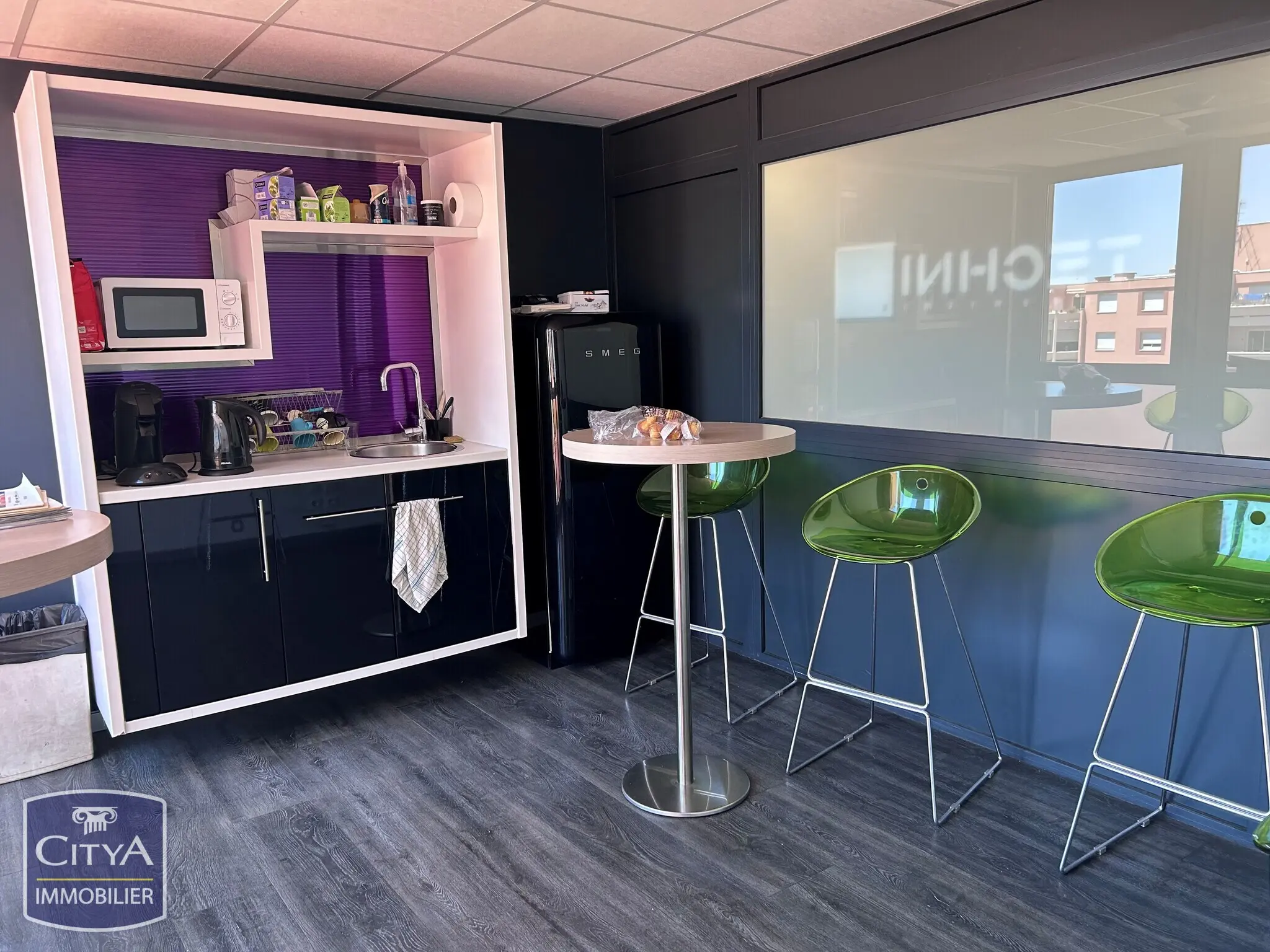 Photo 4 Local Professionnel 275m²