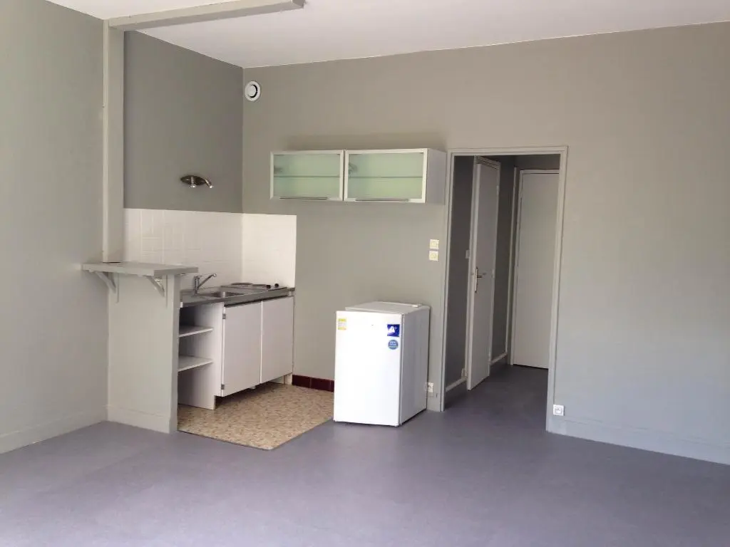 Photo 1 Appartement 1 pièce 29.45m²