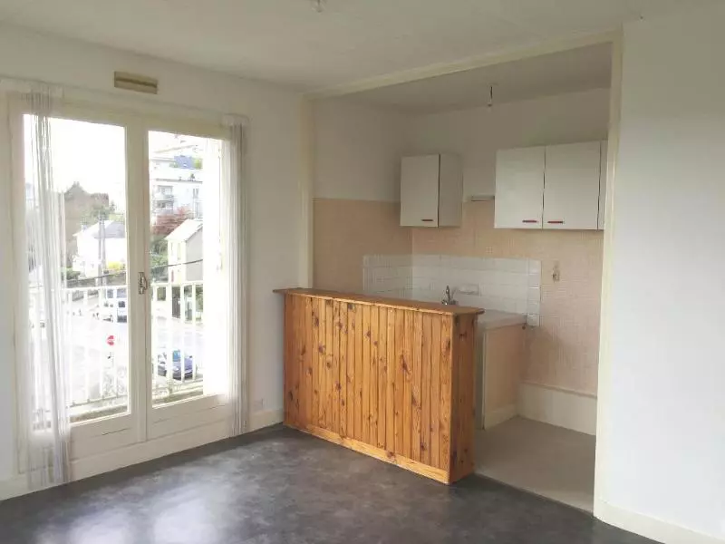 Illustration pour Appartement 1 pièce 28m² Photo Appartement 1 pièce 28m²