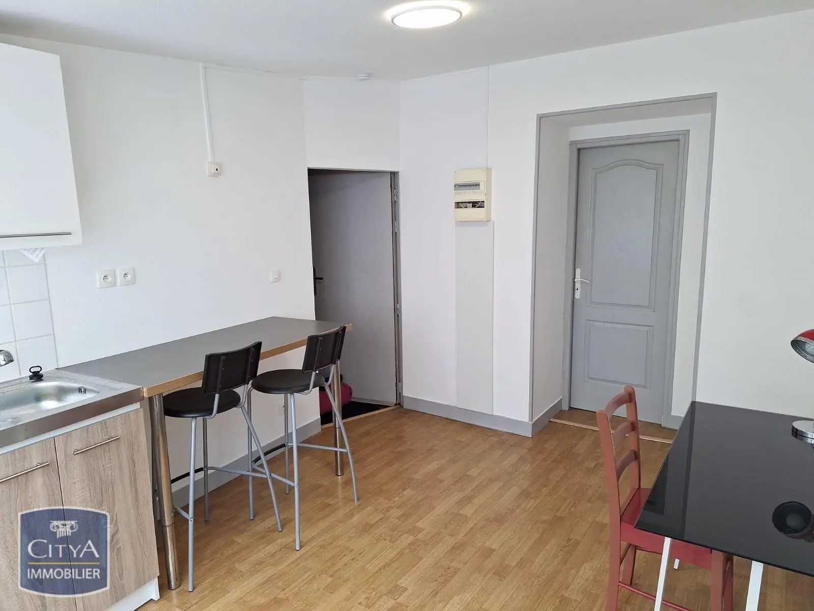 Photo 2 Appartement 2 pièces 27m²