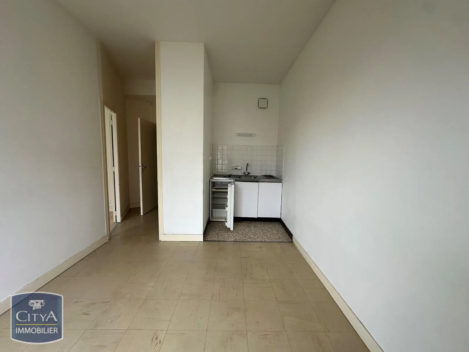 Photo 2 Appartement 1 pièce 31.05m²