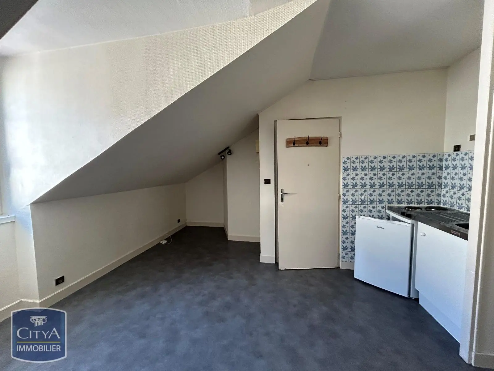 Photo 3 Appartement 1 pièce 14.66m²