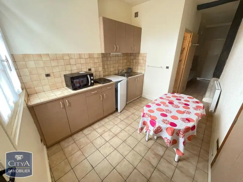 Photo 2 Appartement 1 pièce 24m²