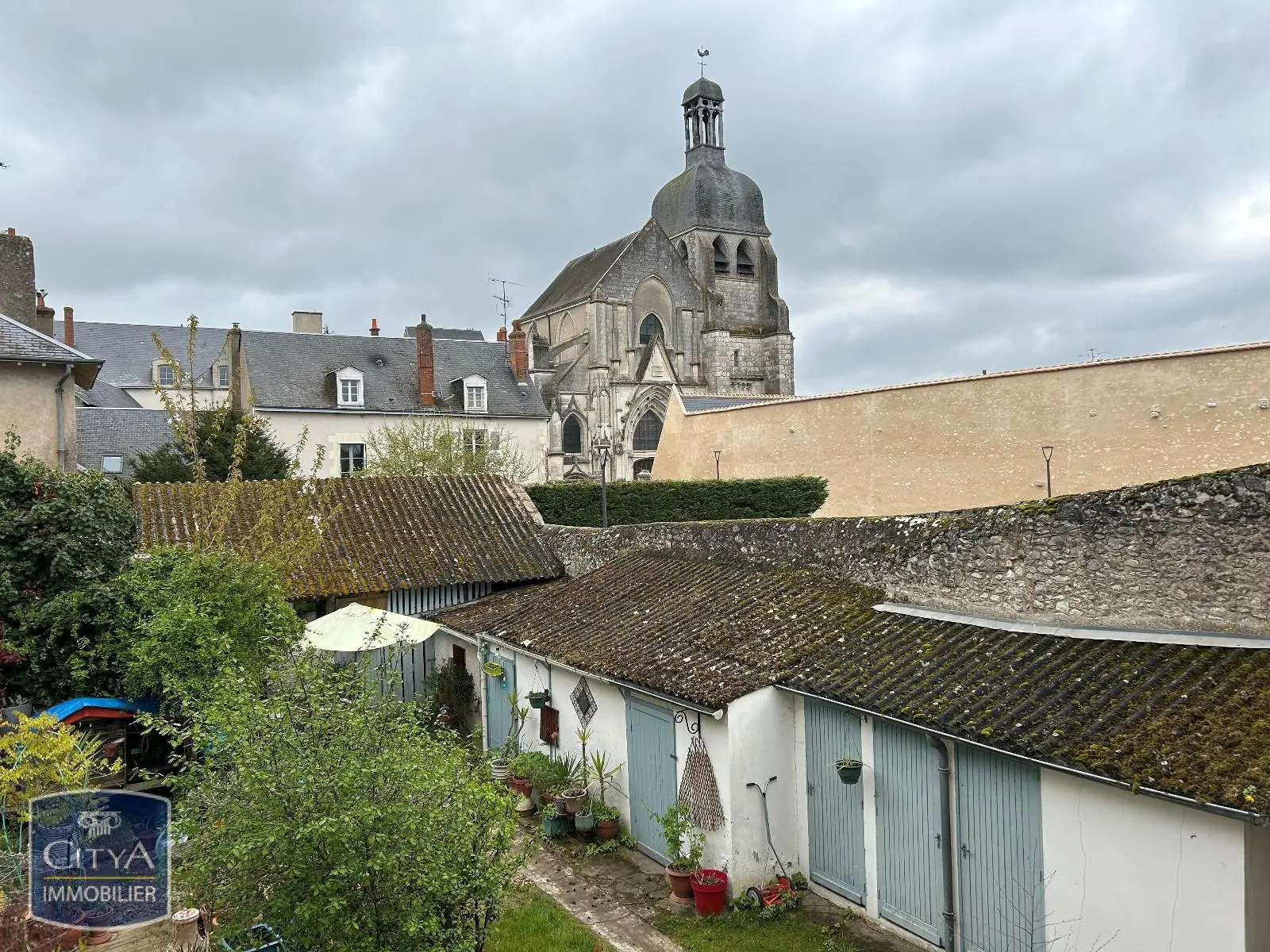 Photo 1 Appartement 1 pièce 27.93m²