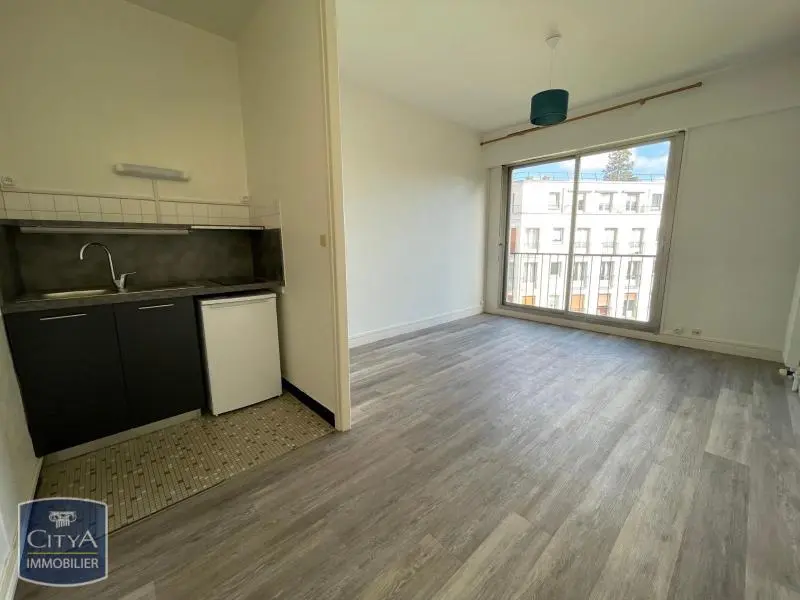 Photo 2 Appartement 1 pièce 24.19m²