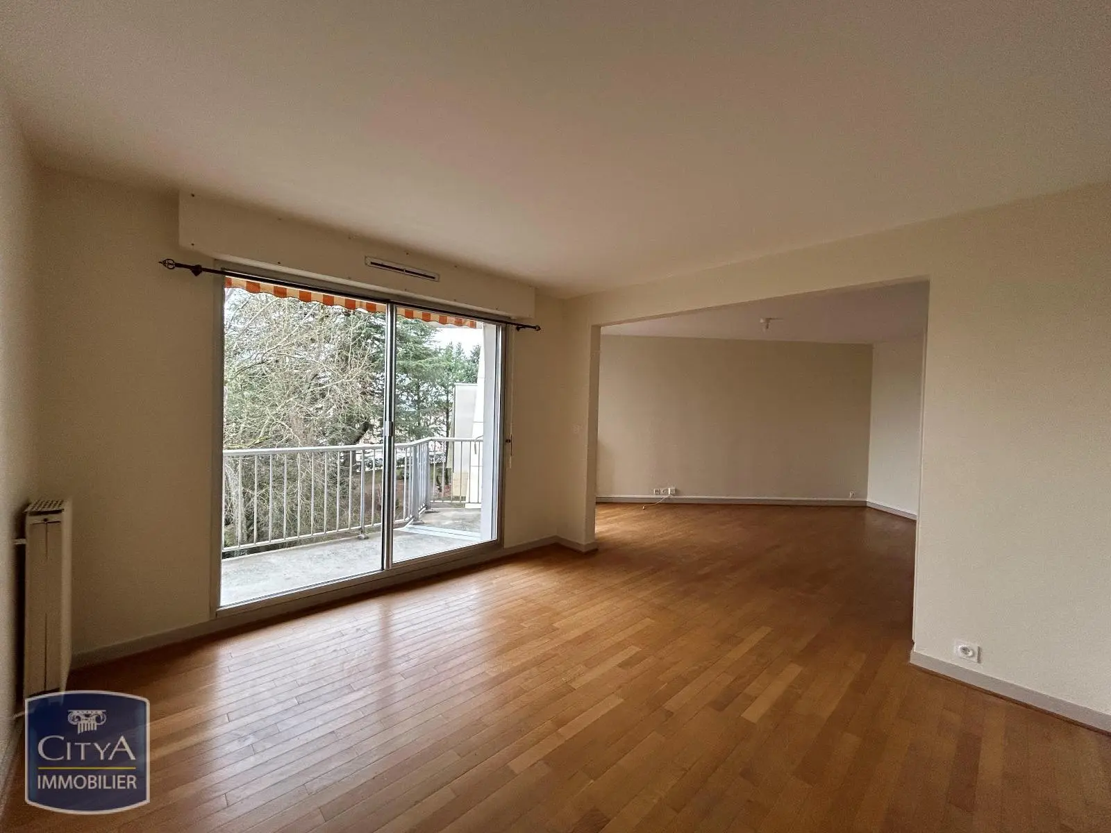 Photo 3 Appartement 4 pièces 100m²